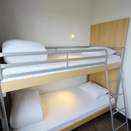 B&B Hotel Chaumont 3*