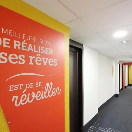 B&B Hotel Chaumont 3*