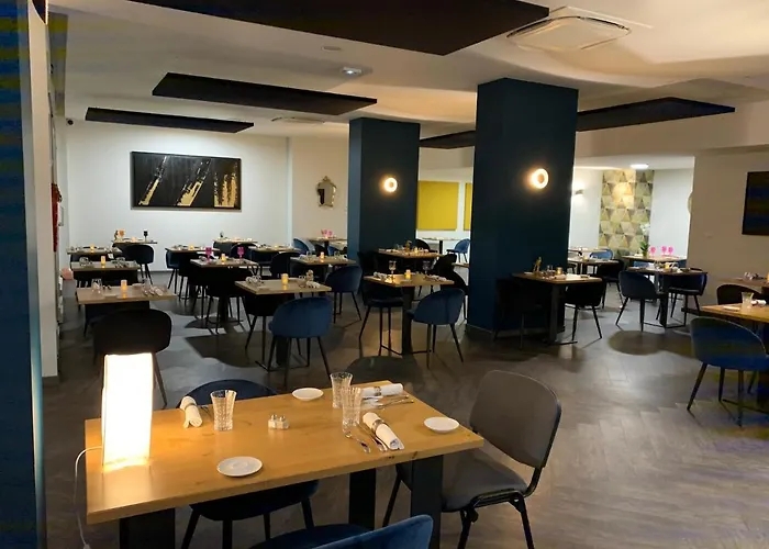 B&B Hotel Chaumont Hotel