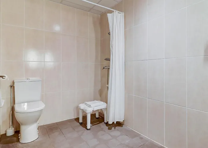 B&B Hotel Chaumont Hotel 3*